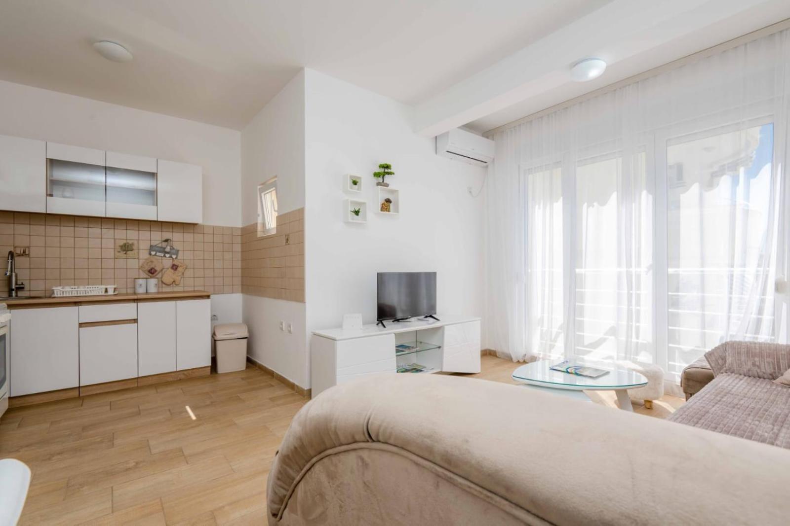1Bd Modern Apt In Dobra Voda With Roof Access "Moka" Bar Extérieur photo